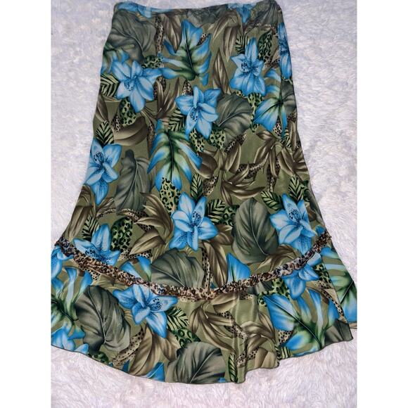 SLB Women’s Sz. M 100% Silk Lined Skirt. Pretty - Picture 8 of 9